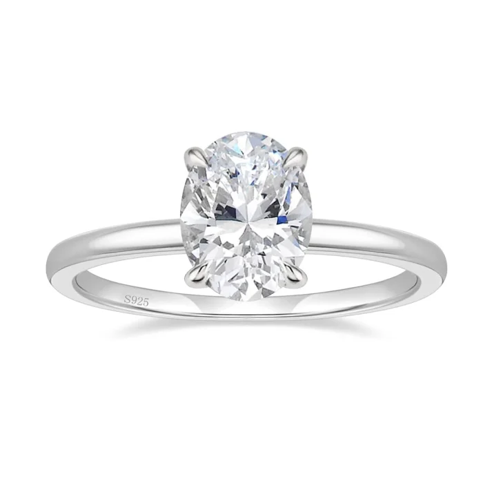 Ovaal geslepen Diamantwit sterling zilveren solitaire verlovingsring