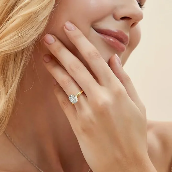 Ovaal geslepen Diamantwit sterling zilveren solitaire verlovingsring