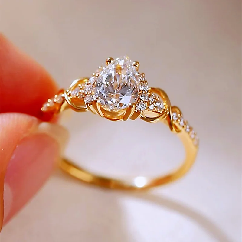 Peervormige Diamantwit sterling zilveren geelgouden verlovingsring