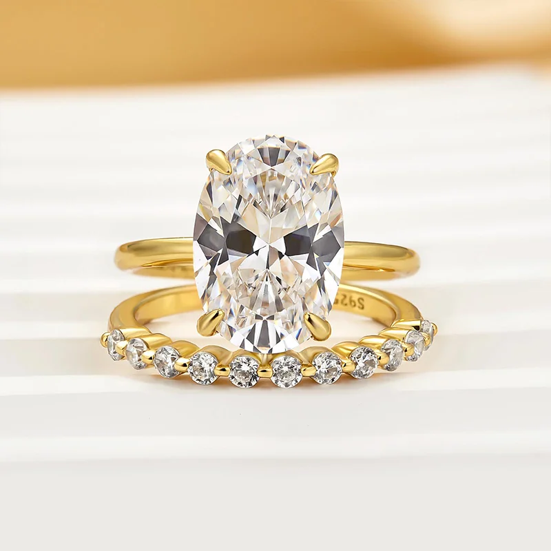 Ovaal geslepen Diamantwit sterling zilver Geelgoud Halo trouwringenset